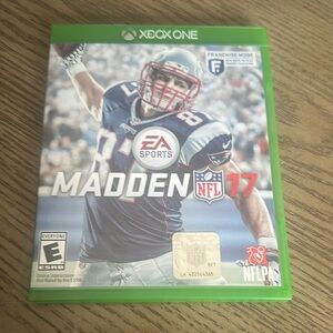 Madden NFL 17 Xbox One Game - Green Case